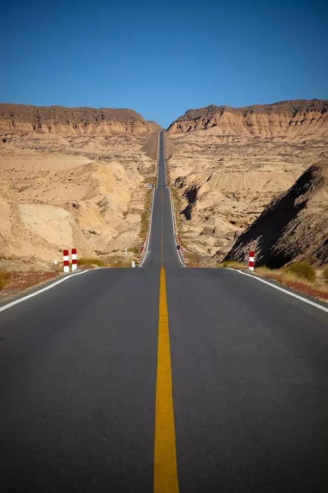 新疆独库公路将于6月5日正式开放通行!中国最美、最险峻的英雄公路,即将涌来大批人马!(图5) 新疆独库公路将于6月5日正式开放通行!中国最美、最险峻的英雄公路,即将涌来大批人马!(图5)