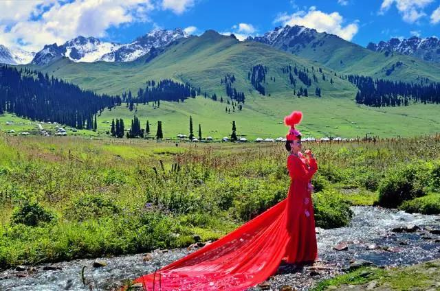 新疆独库公路将于6月5日正式开放通行!中国最美、最险峻的英雄公路,即将涌来大批人马!(图15) 新疆独库公路将于6月5日正式开放通行!中国最美、最险峻的英雄公路,即将涌来大批人马!(图15)