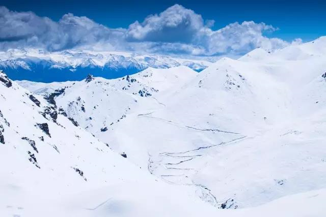 新疆独库公路将于6月5日正式开放通行!中国最美、最险峻的英雄公路,即将涌来大批人马!(图35) 新疆独库公路将于6月5日正式开放通行!中国最美、最险峻的英雄公路,即将涌来大批人马!(图35)