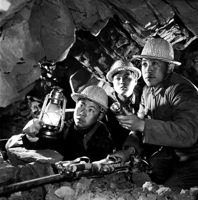 新疆独库公路将于6月5日正式开放通行!中国最美、最险峻的英雄公路,即将涌来大批人马!(图49) 新疆独库公路将于6月5日正式开放通行!中国最美、最险峻的英雄公路,即将涌来大批人马!(图49)