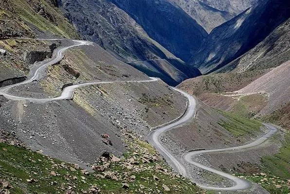 新疆独库公路将于6月5日正式开放通行!中国最美、最险峻的英雄公路,即将涌来大批人马!(图59) 新疆独库公路将于6月5日正式开放通行!中国最美、最险峻的英雄公路,即将涌来大批人马!(图59)