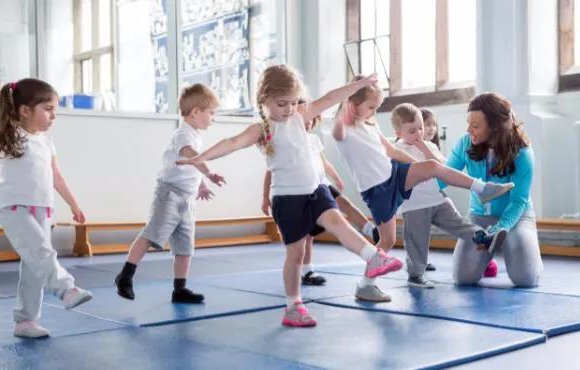 体育不是育体，体育把孩子培养成完整的人！(图16)