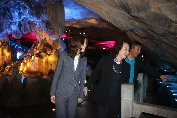 加拿大户外安全装备协会与露营之家金华供应链全球贸易中心签约 共绘中加户外新蓝图(图7) 加拿大户外安全装备协会与露营之家金华供应链全球贸易中心签约 共绘中加户外新蓝图(图7)