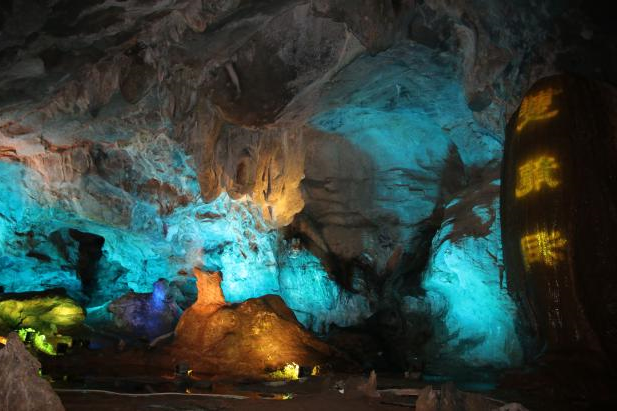 加拿大户外安全装备协会与露营之家金华供应链全球贸易中心签约 共绘中加户外新蓝图(图8) 加拿大户外安全装备协会与露营之家金华供应链全球贸易中心签约 共绘中加户外新蓝图(图8)