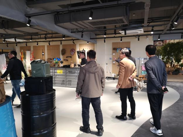义乌旅游户外用品行业协会领导一行莅临露营之家金华供应链全球贸易中心(图4)