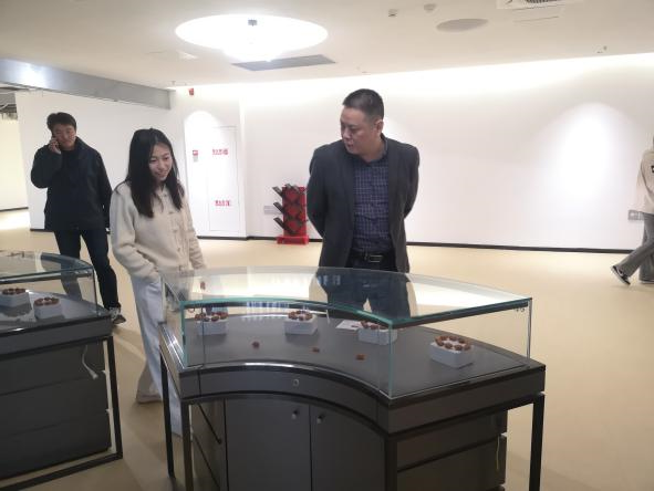 海盐县南北湖风景区领导一行到露营之家金华全球供应链贸易中心考察交流调研(图13)