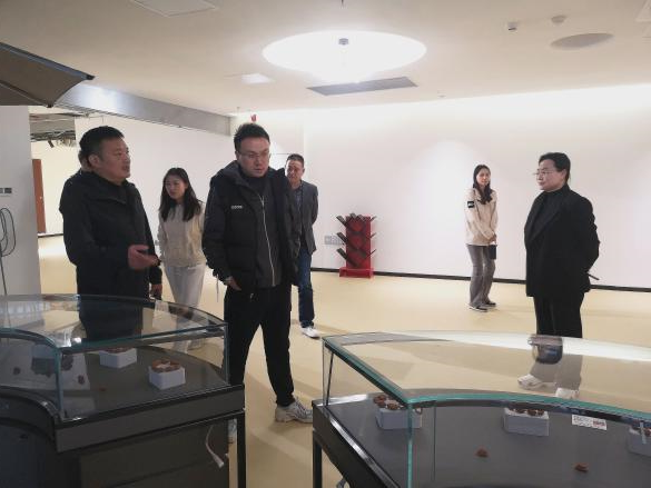 海盐县南北湖风景区领导一行到露营之家金华全球供应链贸易中心考察交流调研(图12)