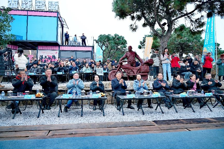 第三届山地英雄会暨“秀美花溪.冬霁悦游”系列活动在贵阳盛大开幕(图2) 第三届山地英雄会暨“秀美花溪.冬霁悦游”系列活动在贵阳盛大开幕(图2)