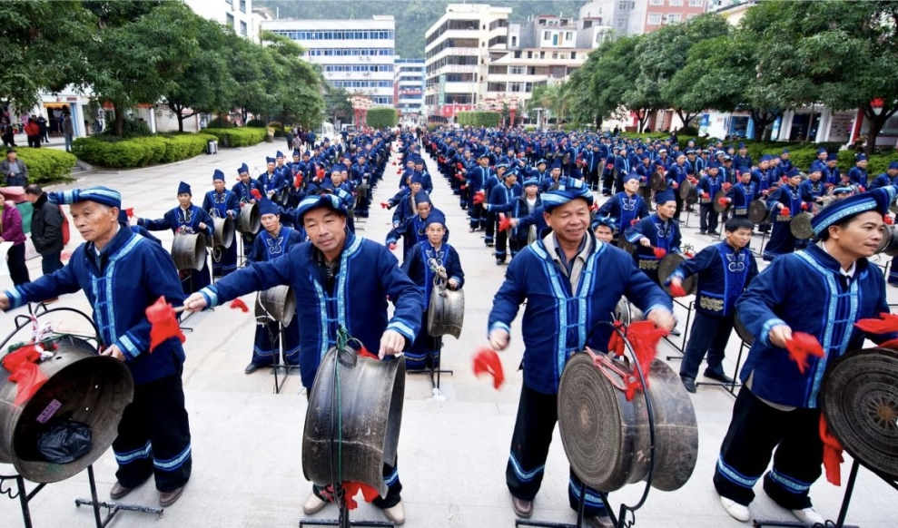 《东兰新春:民俗交织,坡豪湖露营地成欢乐新地标》(图2) 《东兰新春:民俗交织,坡豪湖露营地成欢乐新地标》(图2)