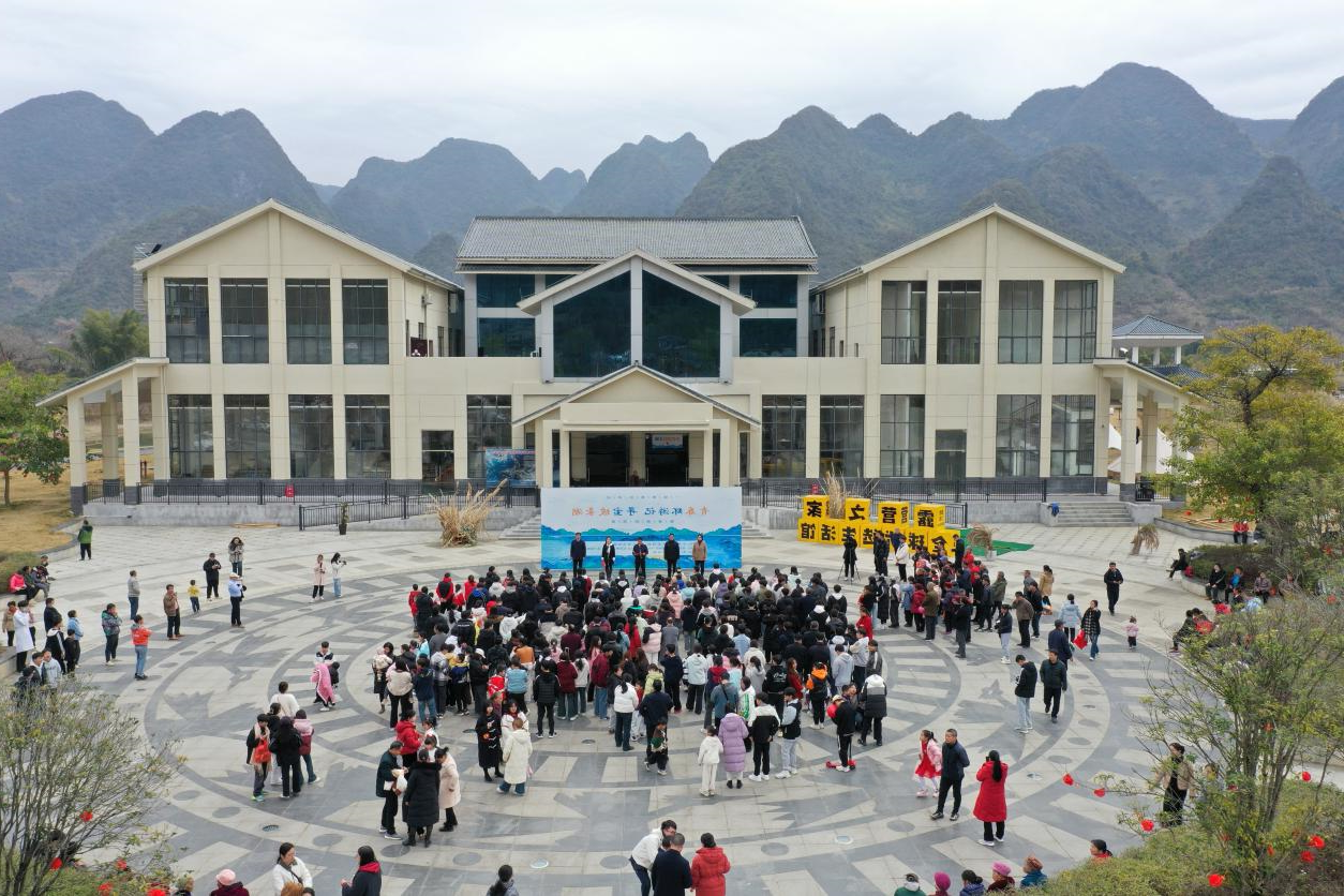 “青春环游记”点亮东兰五色文化旅游新名片【坡豪湖户外旅游目的地】(图3) “青春环游记”点亮东兰五色文化旅游新名片【坡豪湖户外旅游目的地】(图3)
