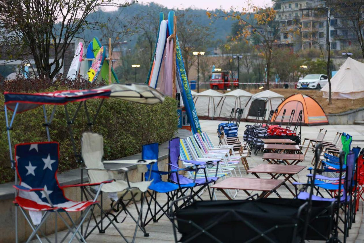 “露营之家(金华)全球优选供应链贸易中心户外运动露营装备生活馆”定向招商公告(图3) “露营之家(金华)全球优选供应链贸易中心户外运动露营装备生活馆”定向招商公告(图3)