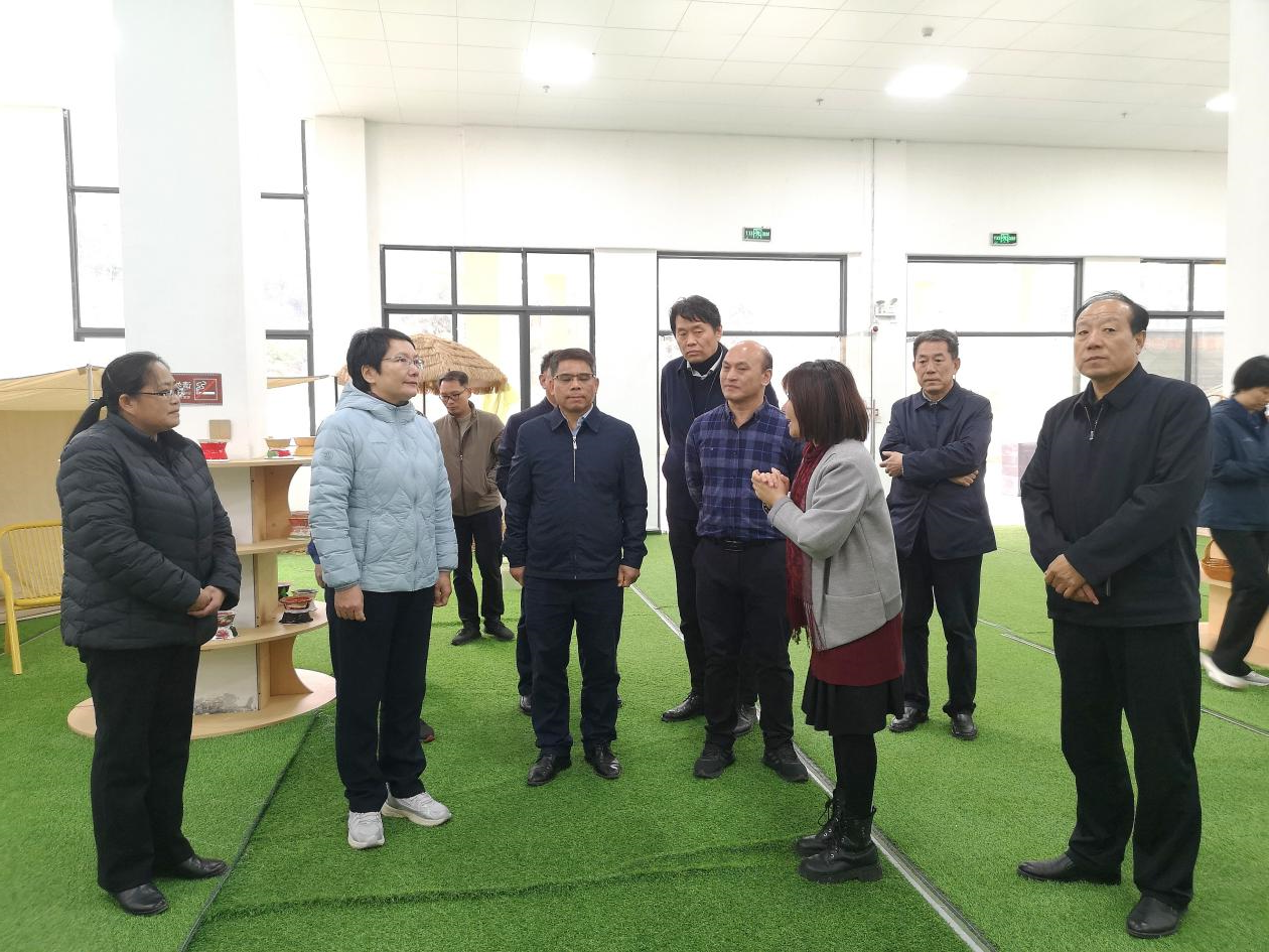 河北省政协副主席常丽虹率队考察广西东兰坡豪湖国家湿地公园：以康养产业助推“红色东兰，绿色崛起”(图4)