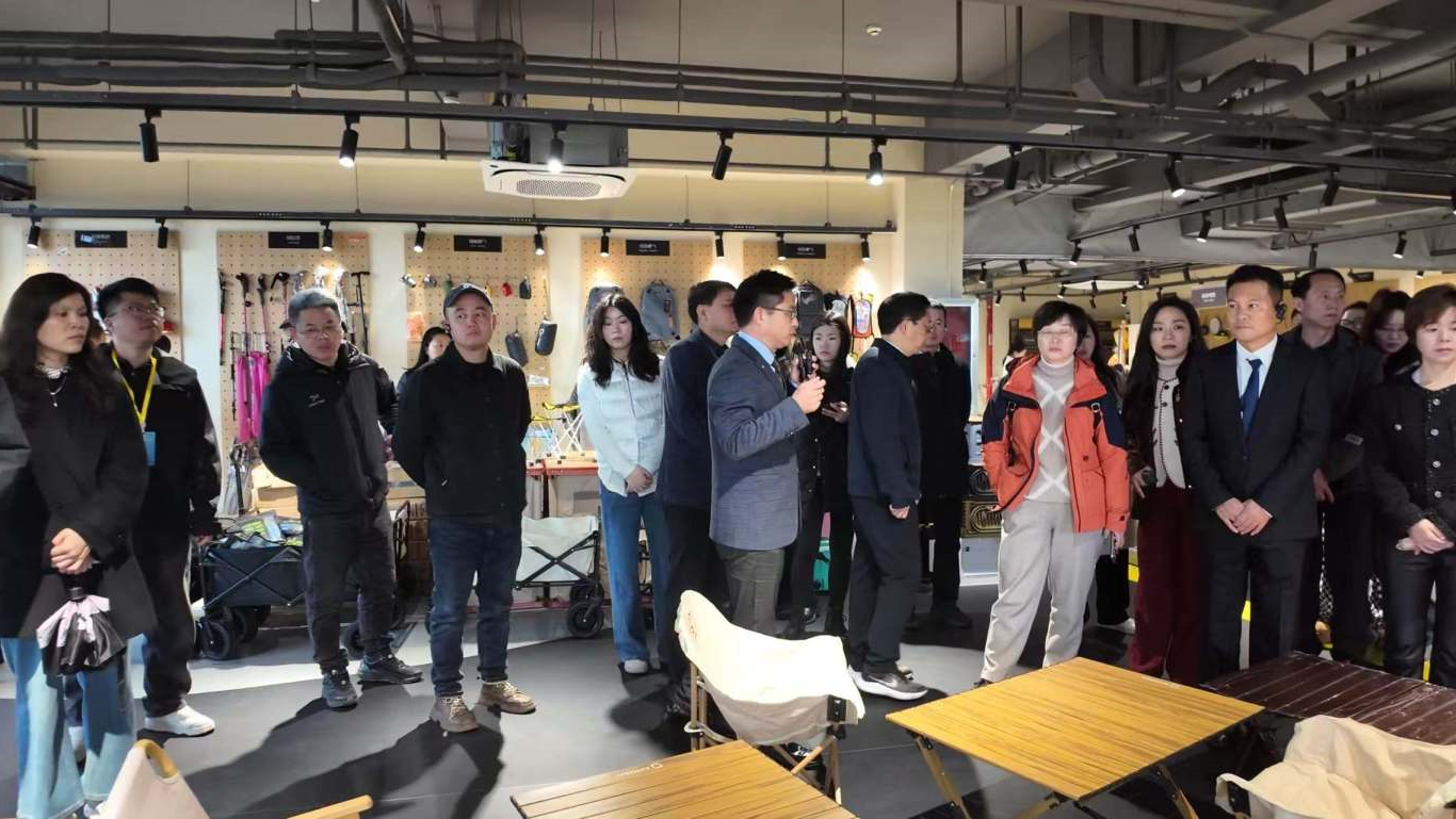 “坡豪湖露营地融入全国统一大市场”受社会各界关注(图2)