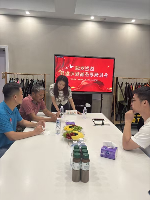 尼泊尔国家旅游局代表团赴华参展并访问露营之家（金华）供应链贸易中心(图5)