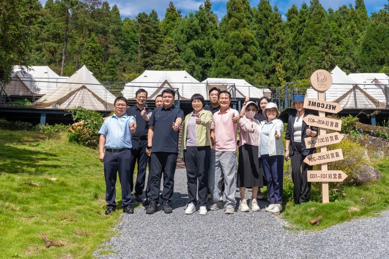 百色市人民政府一行莅临露营之家供应链贸易中心—— 共商服务产业落地及场景化应用(图4) 43.jpg